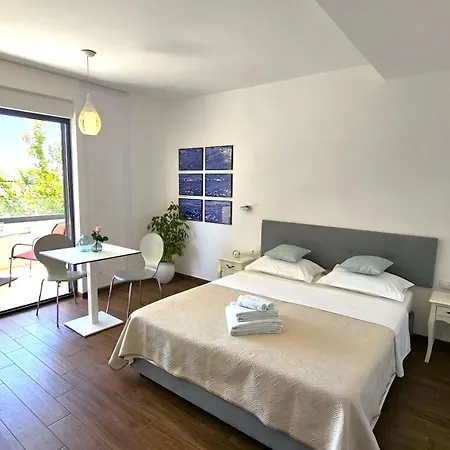 12 Apartment